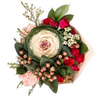 carnation, hypericum, spray rose, bouvardia, chamelacium, brassica, packaging, ribbon